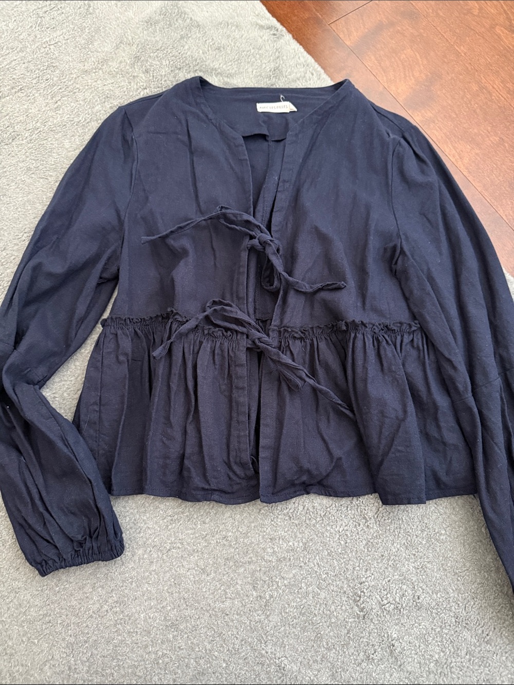 Avec Les Filles Navy Tie-Front Peplum Blouse